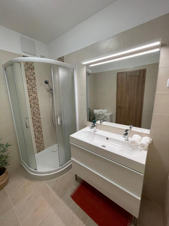 Vizpart Honved Apartman Balatonlelle Exterior photo