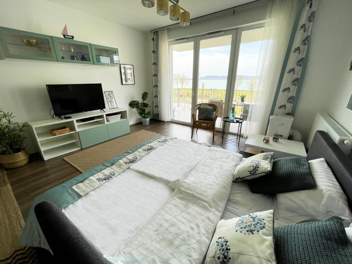 Vizpart Honved Apartman Balatonlelle Exterior photo