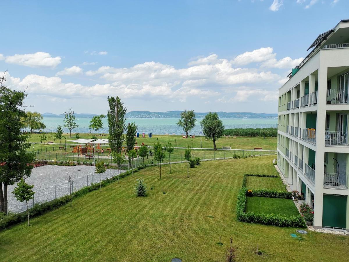 Vizpart Honved Apartman Balatonlelle Exterior photo